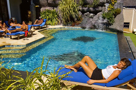 © copyright by Manta Ray Bay Resort & Yap Divers