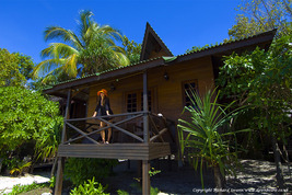© copyright by Richard Swann, www.downbelow.co.uk / Lankayan Island Resort