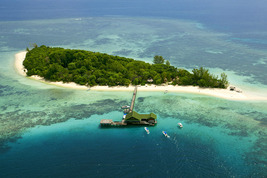 © copyright by www.peterwongphotography.com / Lankayan Island Resort