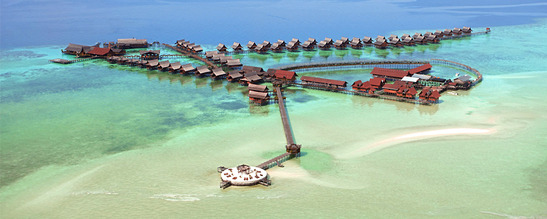 © copyright by Kapalai Resort